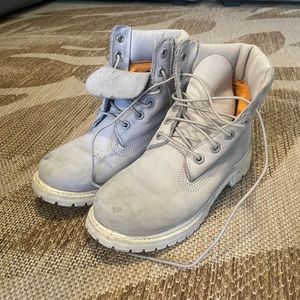 Grey and white timberlands